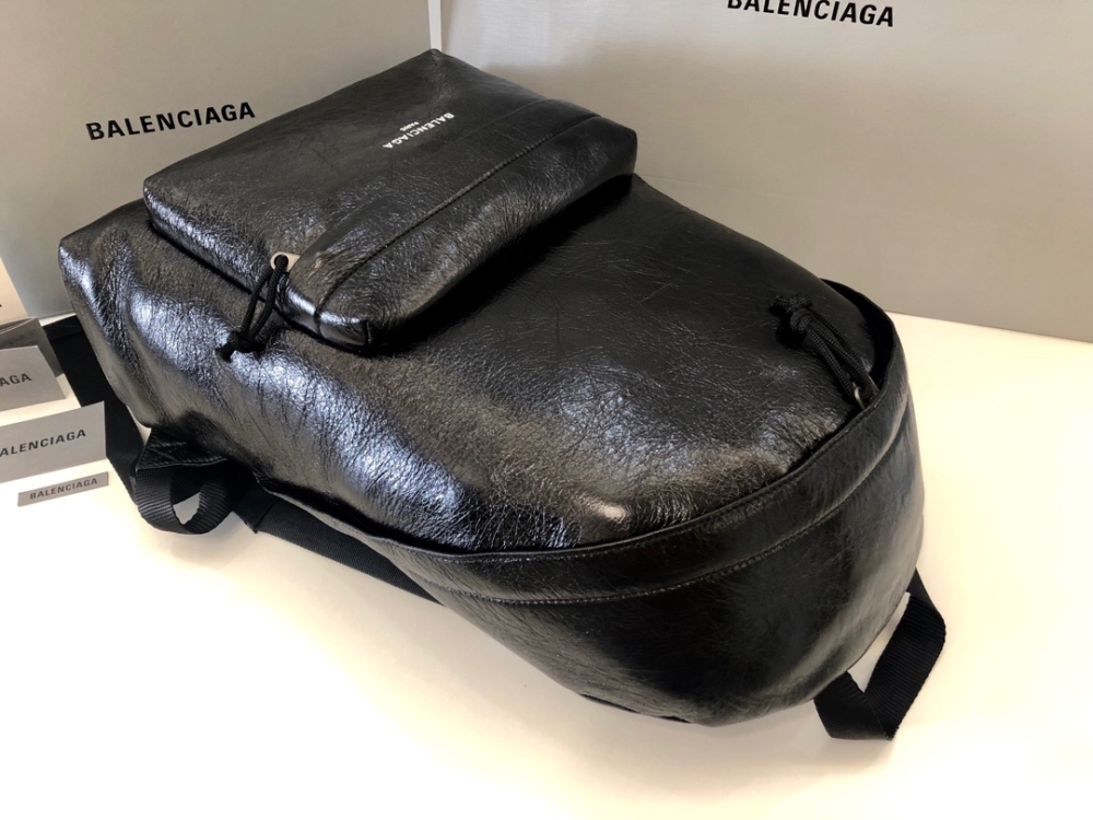 Balenciaga  size 32*13*46