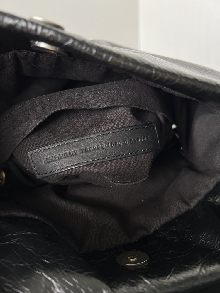 Balenciaga logo