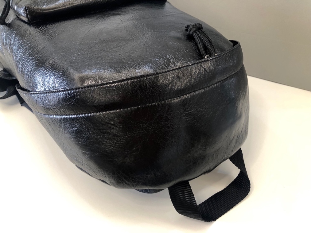 Balenciaga  size 32*13*46