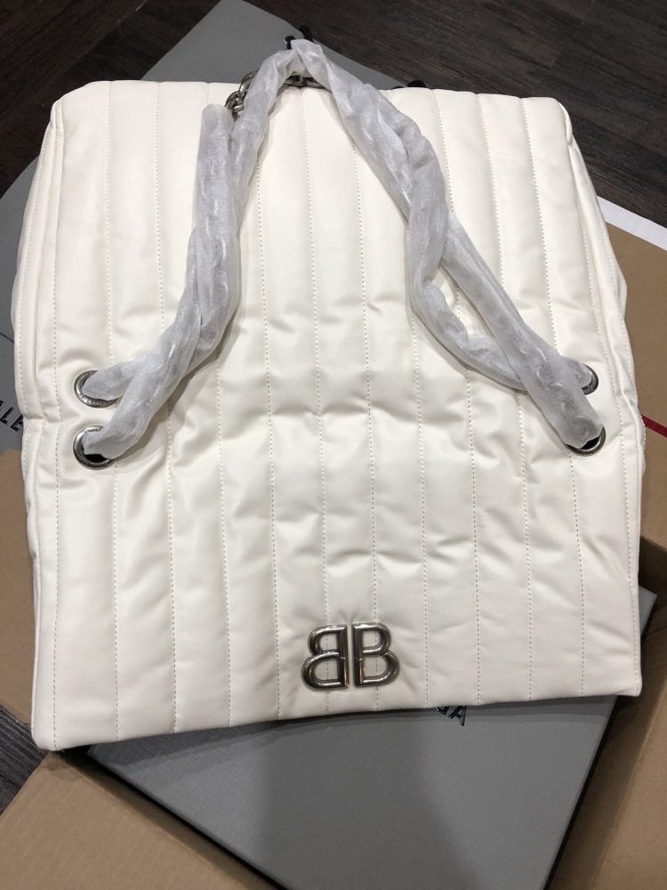 Balenciaga Monaco BB logo