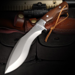 High hardness keel integrated walnut handle outdoor machete
