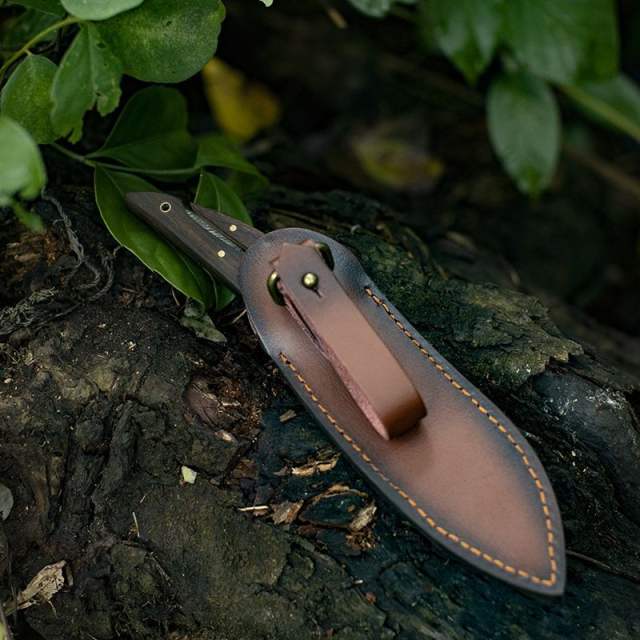 Feather Damascus Pattern Rosewood Tactical Knife