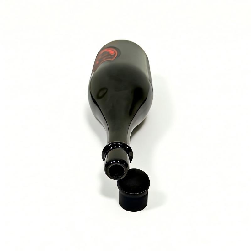 Champagne Bottle 30000 Puffs disposable vape with protective silicone cap