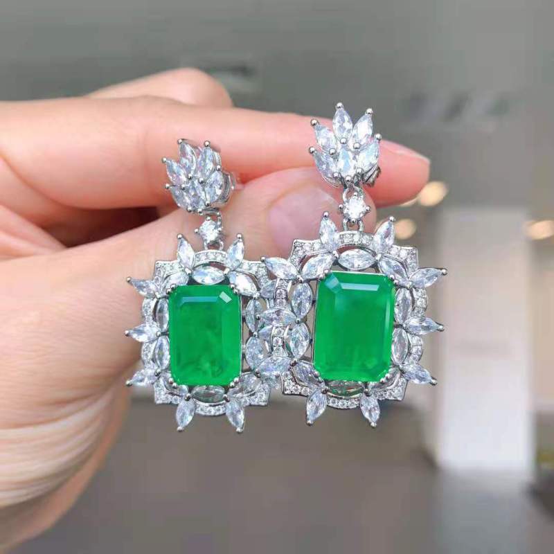 Silver needle Europe and the United States popular imitation jewelry accessories Paraiba necklace emerald earrings ring