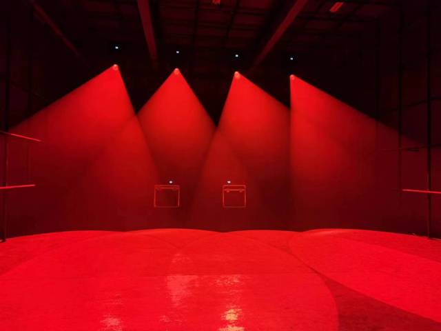 LED PROFILE LIGHT 700