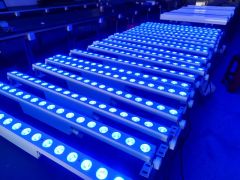 LED BAR RGBW 4IN1 8W*18 LED MINI SIZE