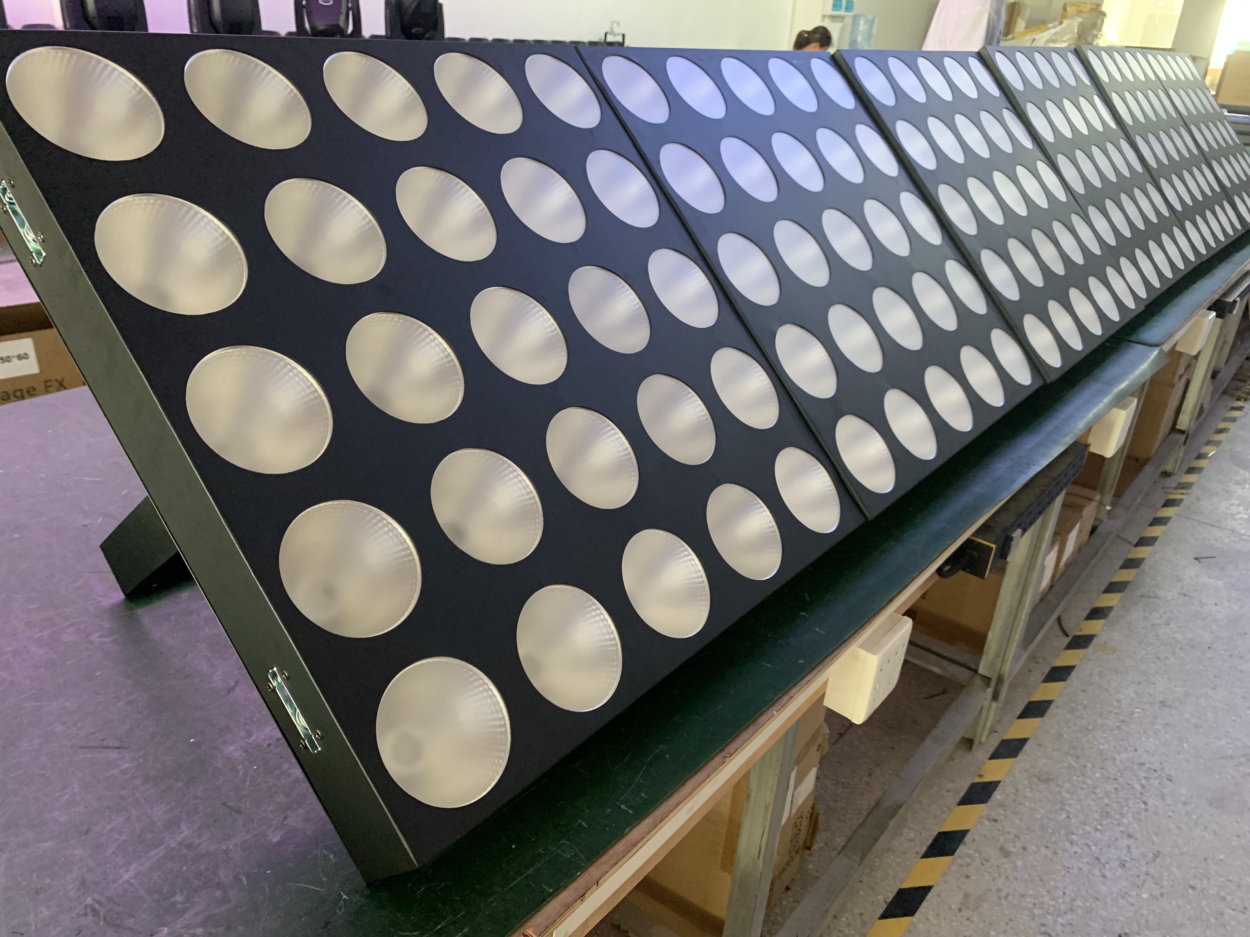 25LED RGBW 4IN1 MATRIX LIGHT