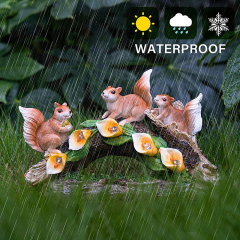 Outdoor Solar Three Resin Squirrels Statue Waterproof Cute Animal Figurines with Garden Light Decoration for Kids Housewarming