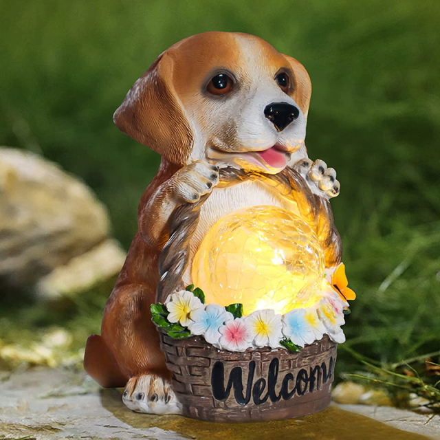 Welcome Sign Cute Puppy with Flower Basket Resin Smile Dog Garden Ornament Statue LED Night Lamp Crafts Handicrafts Outdoor Resin Dog Statue with Glass Crack Ball Lamp for Yard Patio Pathway Decoration