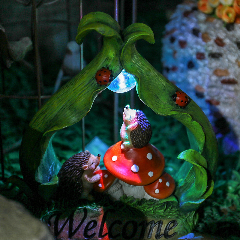Resin Decorative Garden Solar Animal Ornaments Creative Hedgehog Light Mushroom LED Lamp Figurine with Welcome Landscape Brand