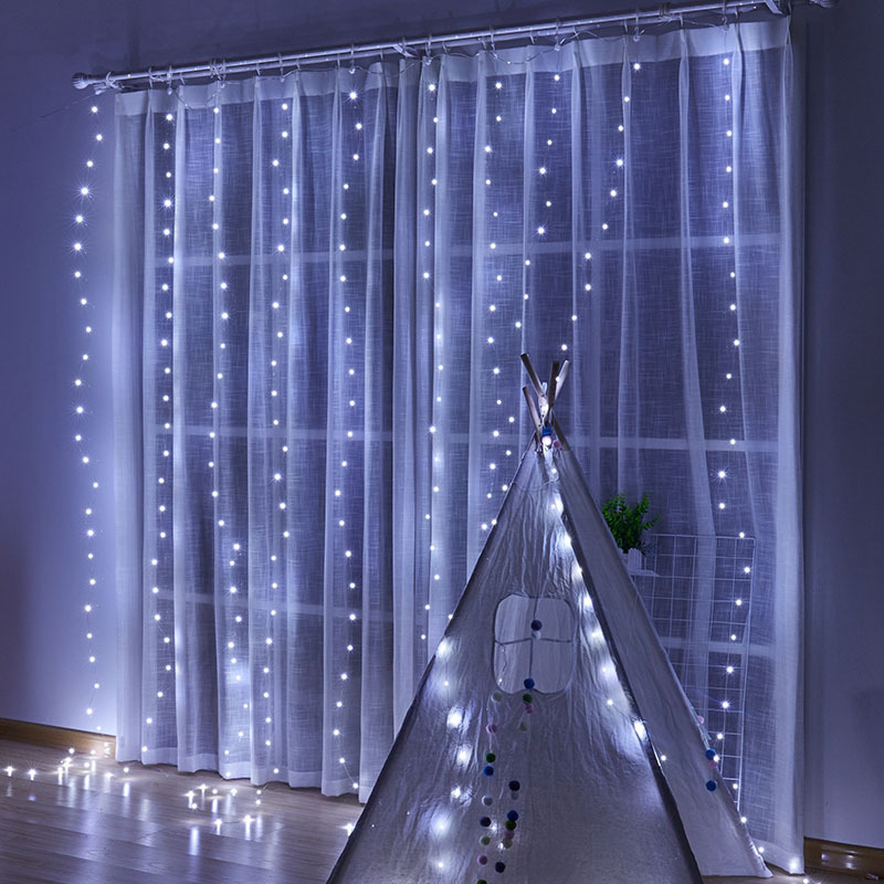 Milalit Decorative LED Curtain String Lights 8 Mode Flash Hanging Copper Wire Lamp USB Plug LED Curtain Fairy Lights with Remote Copper Wire String Lamp for Bedroom Window Christmas Wedding Party Engagement Window New Year's Day Party Ceremony