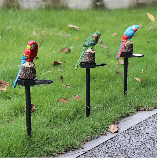 Milalit Solar Powered Parrot Light Bird Blue Red Yellow Green Resin Life-like Animal Decorative Lamps for Yard Lawn Outdoor Lighting Outdoor Waterproof Parrot Garden Stakes Light Sunlight Powered Landscape Lamp for Garden Patio Walkway Pathway Road
