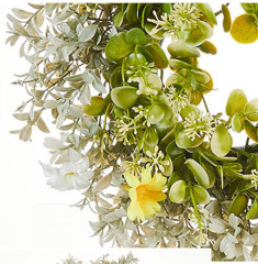 Milalit 30cm 11.8inch Small Daisy Yellow White Artificial Flowers Spring Flower with Eucalyptus Leaf Wreath for Living Room Wall Hanging 12'' Daisy Flower Wreath Eucalyptus Leaf Holly Hanging Garland for Wedding Room Church Birthday Bedroom Window Decor