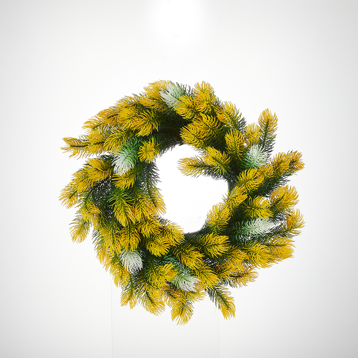 Milalit 46cm 18.1inch Pine Needle Christmas Green Artificial Wreaths Pine Cone Yellow Leaves Wreath for Xmas Holly Season Thanksgiving Easter Festival Front Door Wall Ornaments Celebration