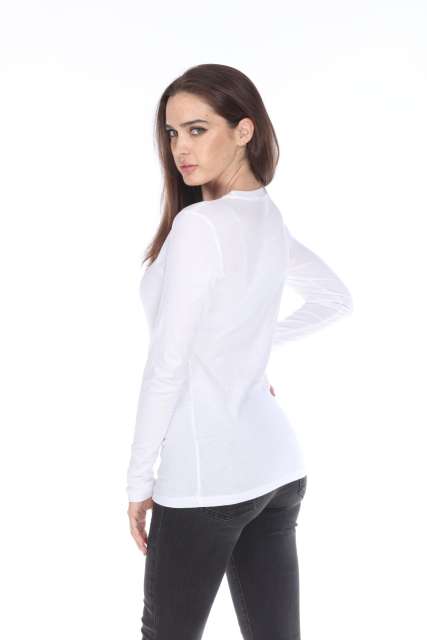 1100 Junior's Long Sleeve Crew Neck Tee