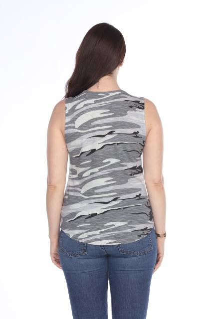 2009C Junior's Camo Print Muscle Tank