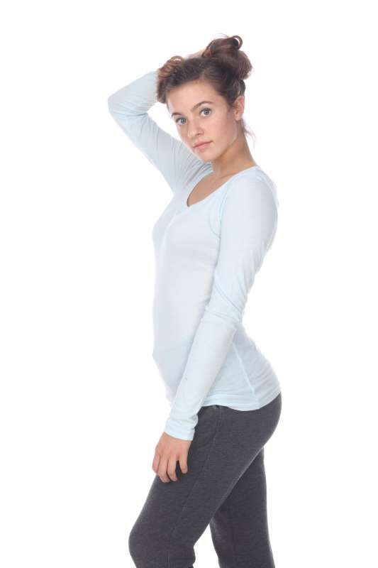 5101 Juniors Long Sleeve Scoop Neck Tee