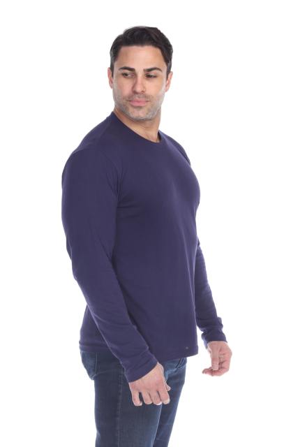 4700 Men's Slim Fit Long Sleeve Crew Neck Tee