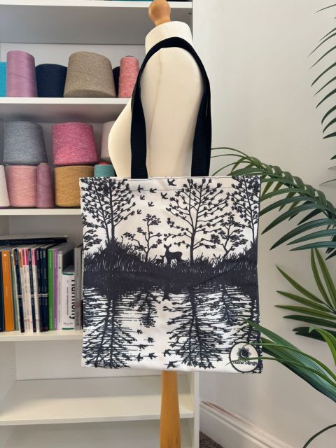 Canvas shopping bags