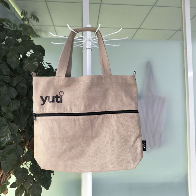 Cotton canvas tote bags