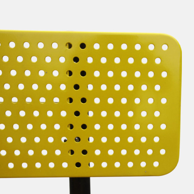 Thermoplastic Coated Outdoor Bench - Rust and UV Resistant Arlau