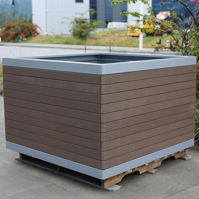 Wood Grain Flower Box Weatherproof Composite Planter - Arlau