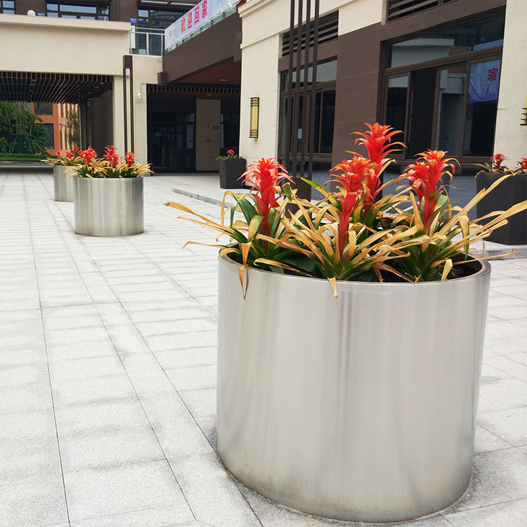 Cylindrical Stainless Steel Planter for Outdoor and Commercial Use