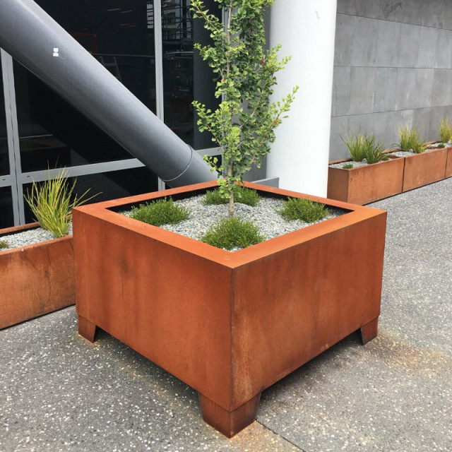 Outdoor Square  Steel Planter Box with Rust Patina