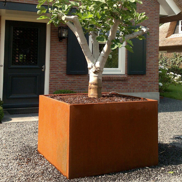 Steel Cube Planter for Modern Outdoor Landscapes - Arlau