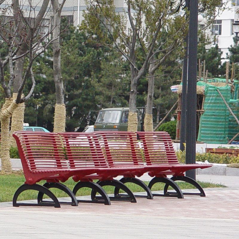 Red Curved Metal Park Bench Cast Iron Legs Arlau