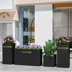 Elastic Modular Stainless Steel Planter Divider for Outdoor Seating