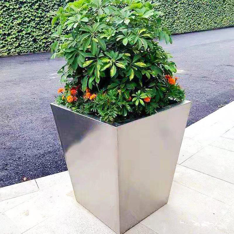 Elastic 316 Stainless Steel Planter Box for Commercial Outdoor Use