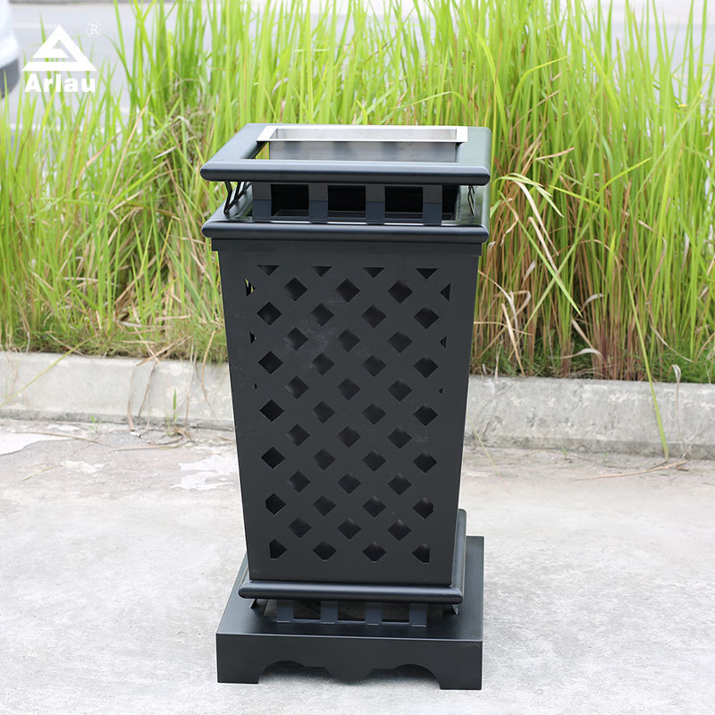 European Style Metal Trash Can - Hollow Pattern Design