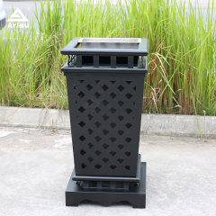 European Style Metal Trash Can - Hollow Pattern Design