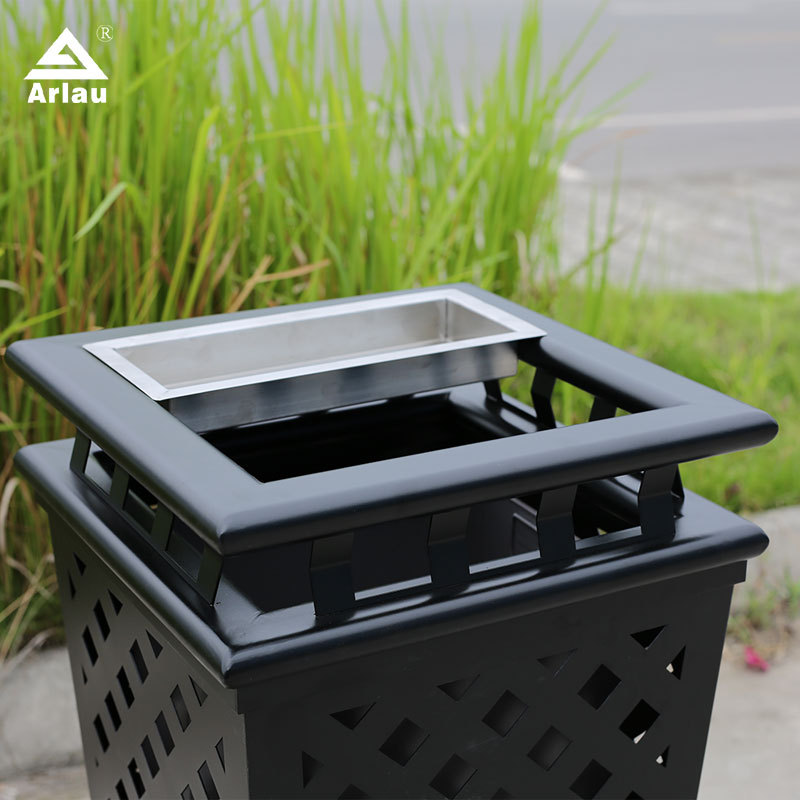 European Style Metal Trash Can - Hollow Pattern Design