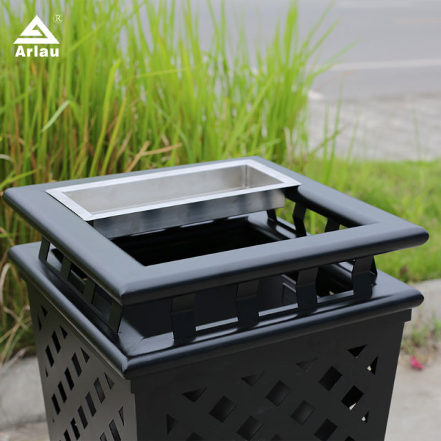 European Style Metal Trash Can - Hollow Pattern Design