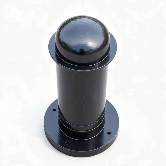 Heavy-Duty Galvanized Steel Bollard with Corrosion Resistance