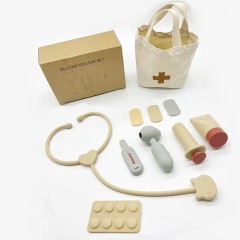 Play doctor anywhere with the most versatile and practical Doctor Play Set made of 100% silicone