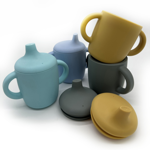 silicone sippy cup