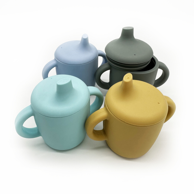 silicone sippy cup