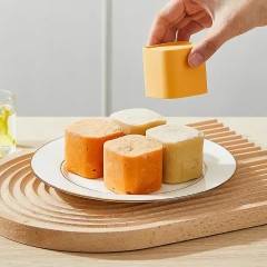 Large Ice Cube Molds with Lids