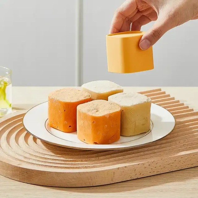 Large Ice Cube Molds with Lids