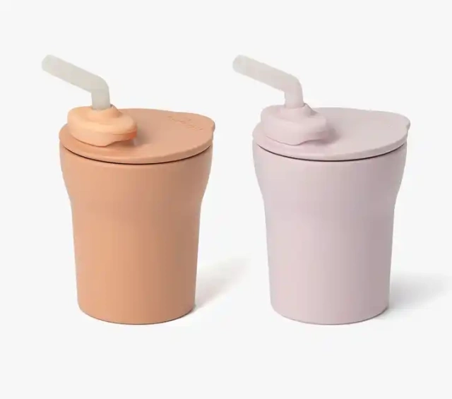 Baby Silicone Cups Reliable Lid Sippy Cup,Baby Silicone Cups Reliable Lid Sippy Cup 6 oz Unbreakable No Spill Straw Toddler Training Cup, Leak Proof, Spill Proof Kids Take and Toss Cup