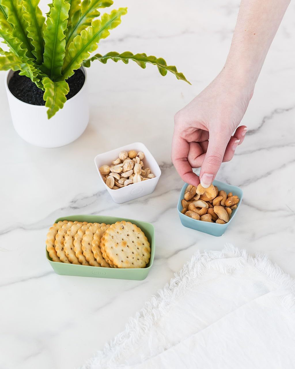 Silicone Bento Baking Cups,Silicone Kitchen Reusable Silicone Bento Baking Cups, Non-Toxic, BPA Free, Dishwasher Safe Bento Box Accessories Lunch Box Dividers, Square and Rectangle