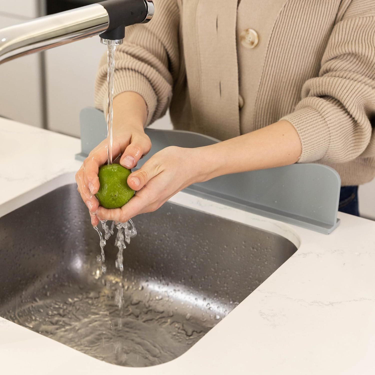 Silicone Sink Splash Guard,Silicone Sink Splash Guard - Water Splash Guard for Kitchen, Island and Bathroom - Secure Non-Slip Suction Cup Base - Dishwasher Safe, Gray