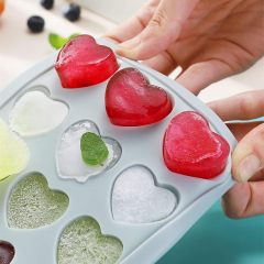 Heart Shaped Ice Cube Trays with Lid,Heart Shaped Ice Cube Trays with Lid, Chocolate Mold, Easy Release Ice Trays, 21-Cavity Silicone Heart Molds for Ice Cubes, Gelatine, Baking and Candy