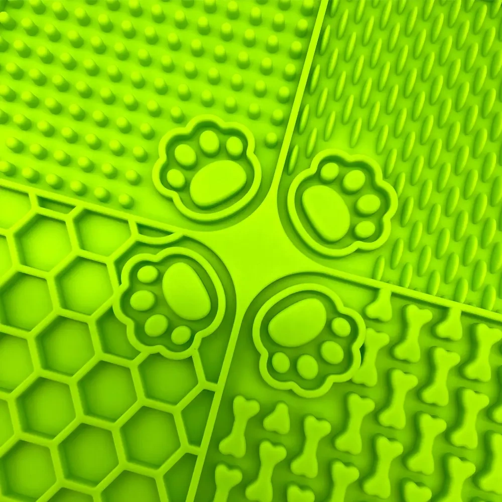 Training Slow Feeder Dog Bowls Licking Mat,Licking Mat for Dogs with Suction Cups, slow feeder dog bowl,silicone slow feeder