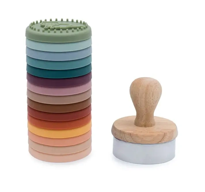 BSCI Factory Wholesale Baby Teething Toys,Silicone Cookie Stamps, Cute Silicone Cookie Stamps Set With Premium Round Mold and 15 Stamps For DIY Cookies,Fondants & Chocolate (Mix Colors)