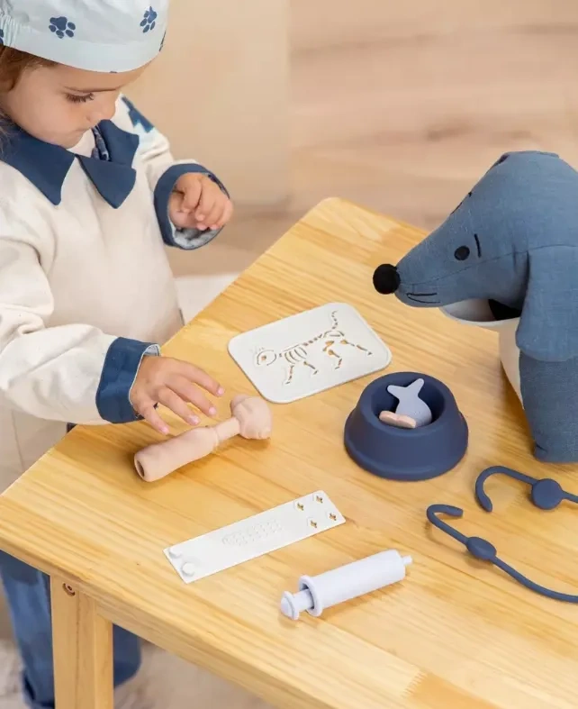 Silicone Pretend Play Doctor Kit for Children,Silicone Pretend Play Doctor Kit for Children, Pretend Play Doctor and Vet Kit with Storage Bag