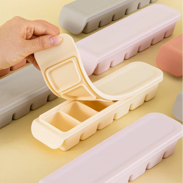 Ice Cube Trays ,Silicone with Removable Lid,Ice Cube Trays ,Silicone with Removable Lid, Easy-Release Flexible 6-cube Trays, LFGB Certified and BPA Free, Stackable Covers for Cocktail, Freezer
